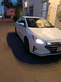 هیوندای ئەلەنترا